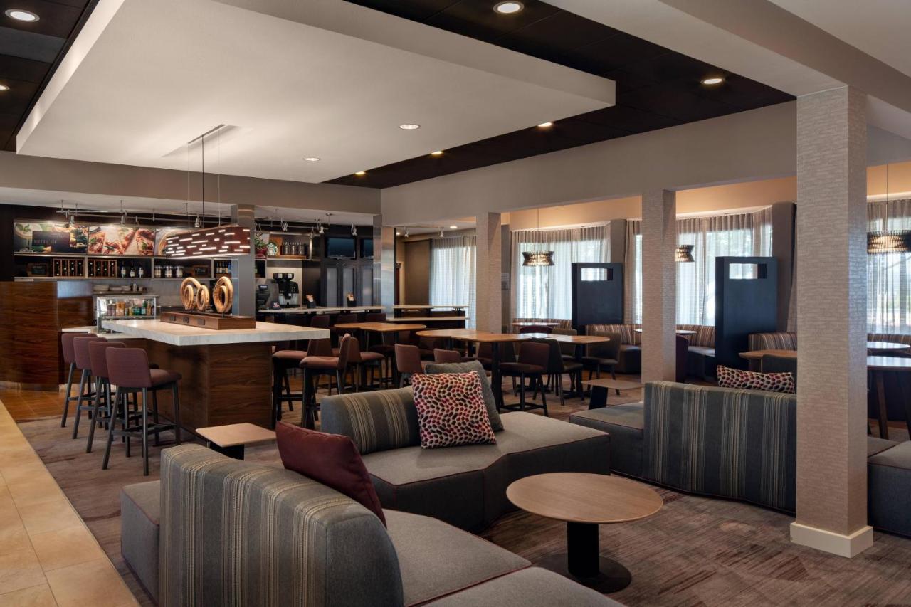 Courtyard By Marriott Angeles Orange County